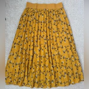 Andie + James Pleated Skirt